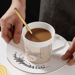 Charger l'image dans la galerie, MirrorSip™ Bewegte Reflexion Kreativer Kaffeetassenspiegel
