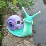 Charger l'image dans la galerie, CreepySnail™ – Handgemachte Halloween Schnecke Dekofigur
