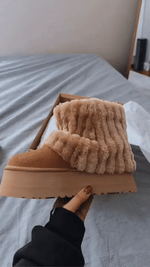 Charger l'image dans la galerie, Damen Schneestiefel | Warm Gefüttert | Stilvoll &amp; Wasserdicht für Wintertage

