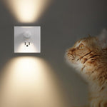 Charger l'image dans la galerie, LumaGlow™ Nachtlicht – Bewegungssensor
