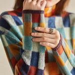 Charger l'image dans la galerie, Hilda | Bunter Damenpullover mit ausdrucksstarkem Design
